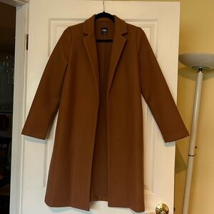Zara trench coat in size s